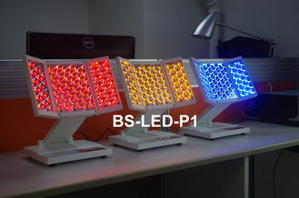 آلة العلاج الضوئي LED المحمولة مع الضوء الأحمر / الأزرق / الأصفر لعلاج الوجه