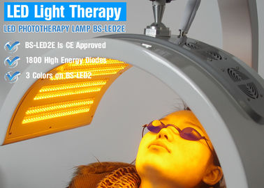 شاشات الكريستال السائل الشاشات التي تعمل باللمس PDT الصمام آلة العلاج للحصول على حب الشباب / الوجه العناية بالبشرة