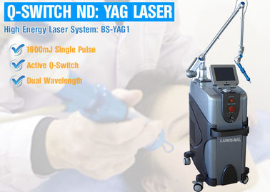 آلة الليزر بيكو متعددة الوظائف Q تحولت ND YAG آلة الليزر لإزالة الوشم النمش